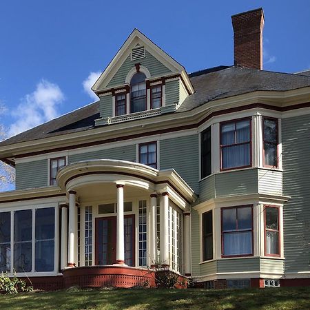 Guilford Bed And Breakfast Eksteriør bilde